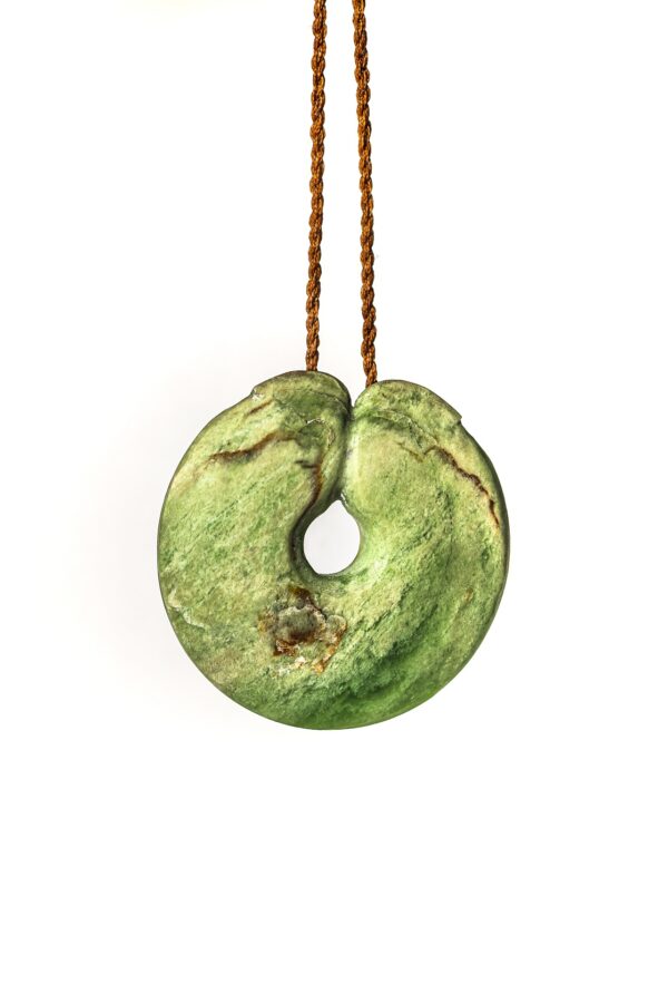 kahurangi pounamu, jade, nz made, gemstone, stone pendant
