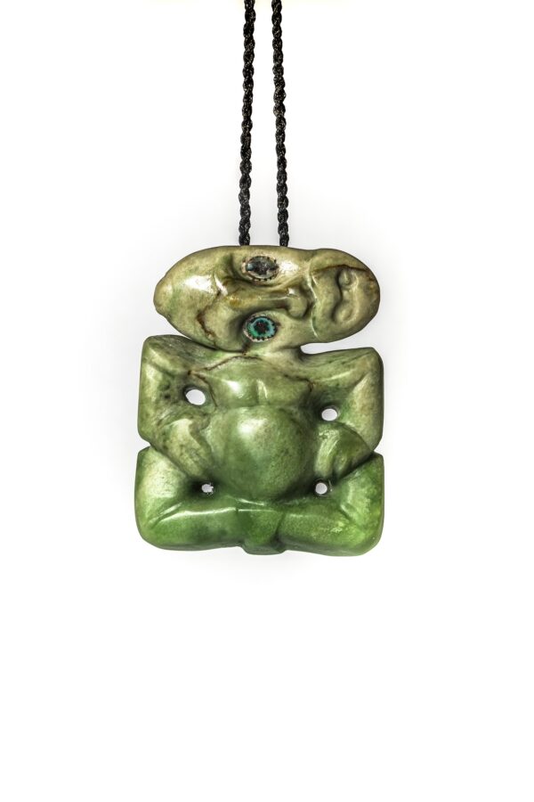 kahurangi pounamu, emperial nz jade, stone pendant, nz made, nephrite